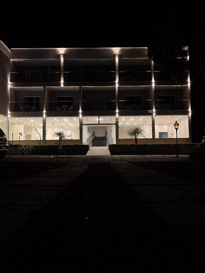Pousada Granja Santa Barbara Correas Екстер'єр фото