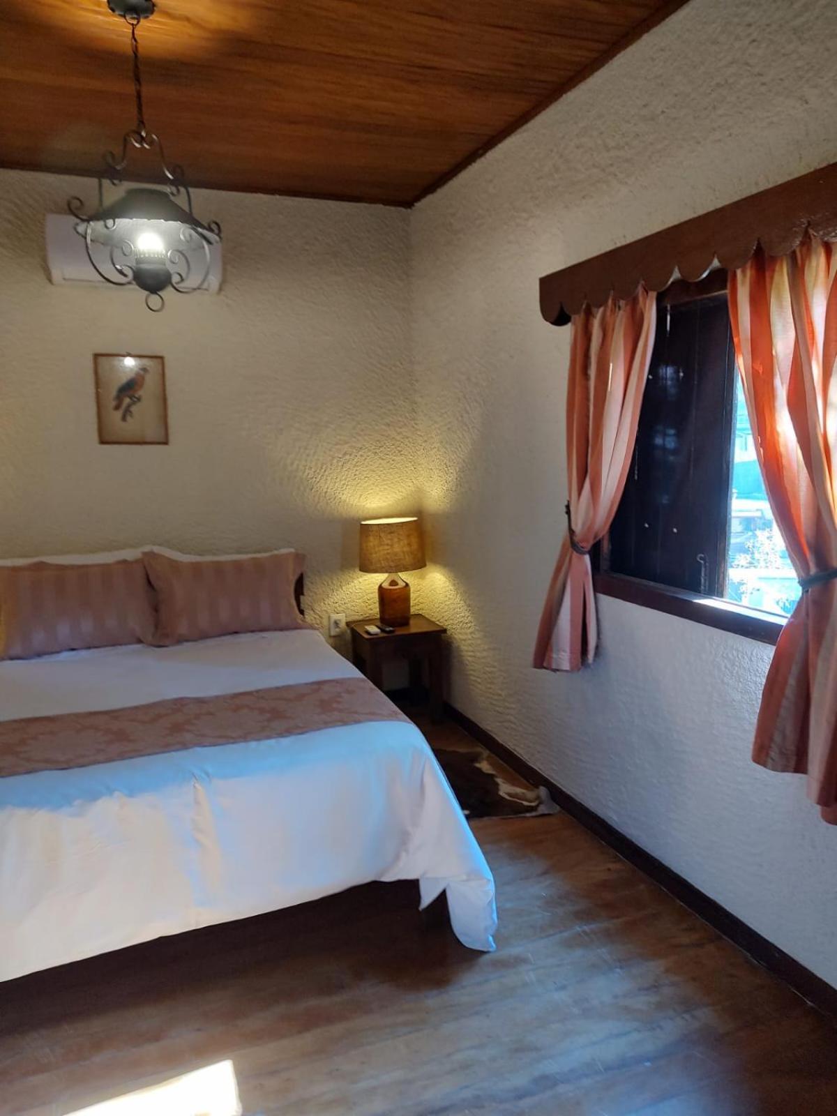 Pousada Granja Santa Barbara Correas Екстер'єр фото